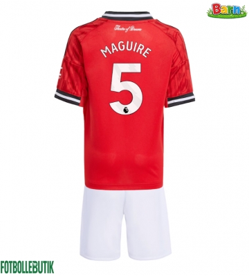 Manchester United Harry Maguire #5 Hemmaställ Barn 2025-26 Kortärmad (+ Korta byxor)